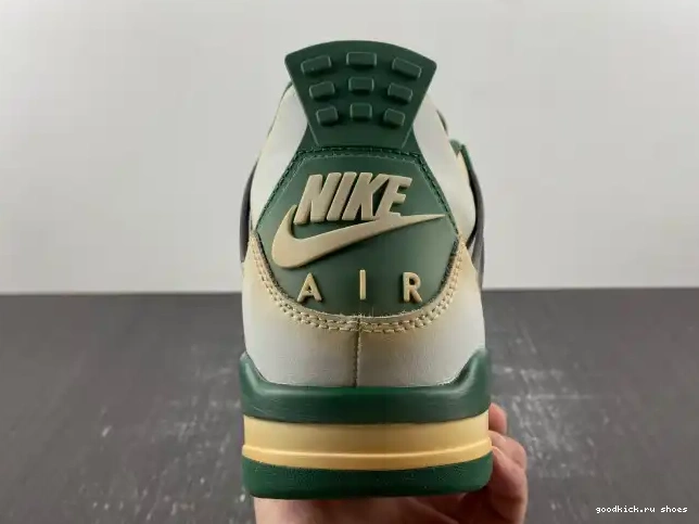 4 AIR YEAR